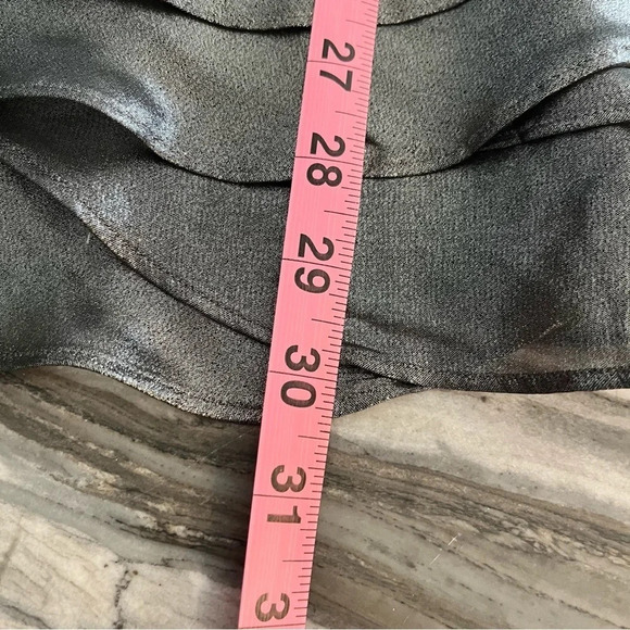 Banana Republic Metallic Silver Ruffle Hem Sleeveless Party Blouse Small - Picture 7 of 9